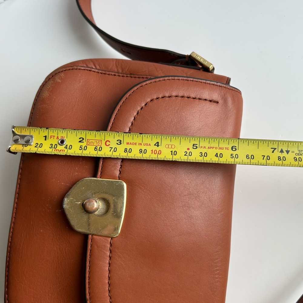 Vintage Cole Haan leather crossbody/shoulder in Cognac - Picture 3 of 12